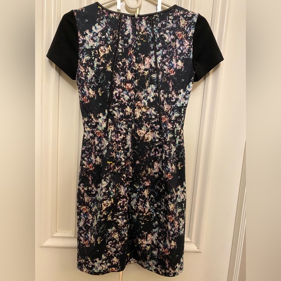 Club Monaco patterned dress with pockets - Picture 4 of 4